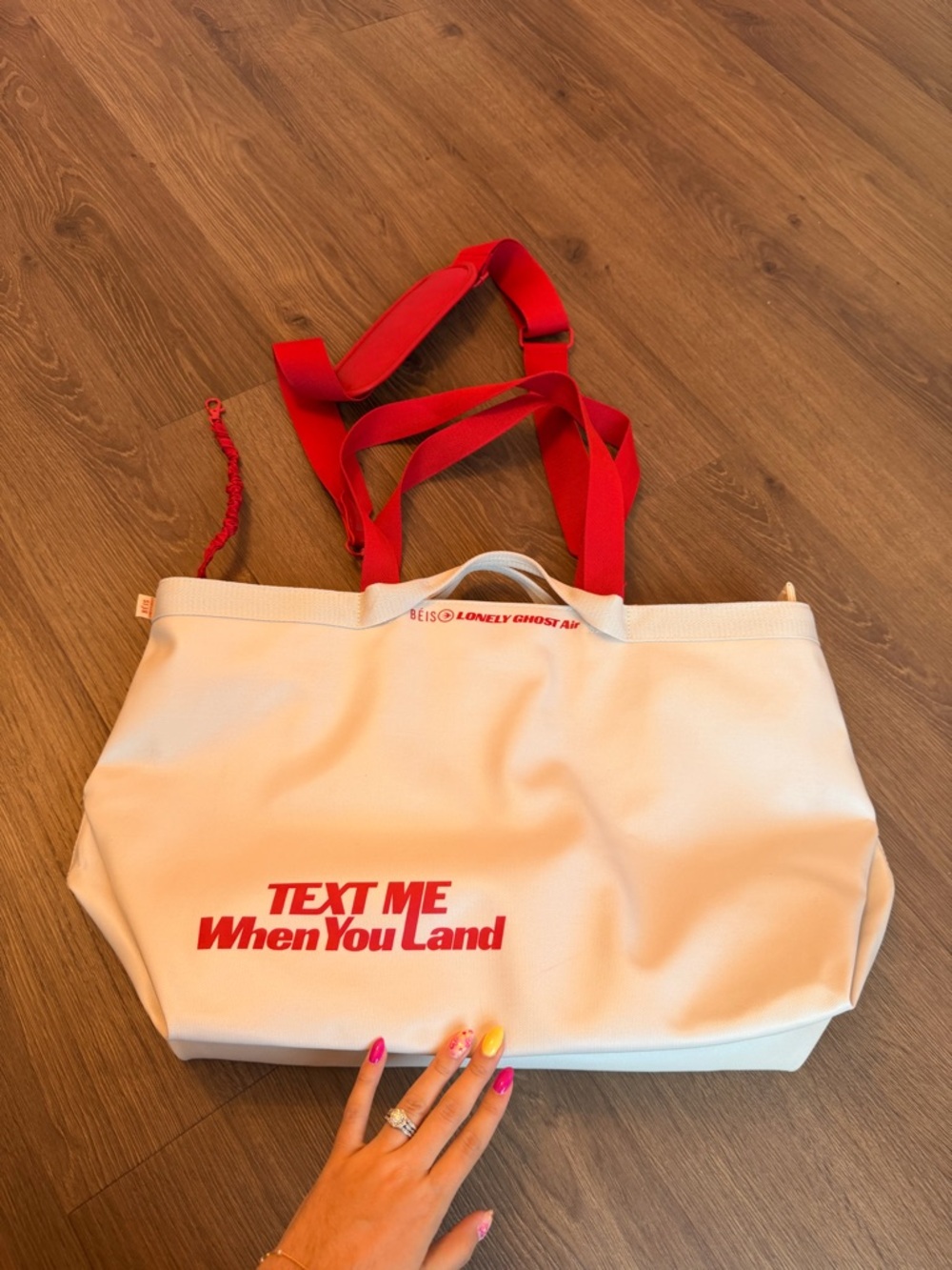 LONELY GHOST White Canvas Tote with Red Straps and Red Slogan - Picture 4 of 7